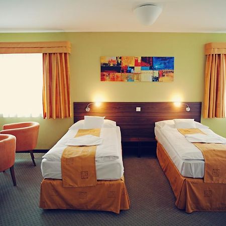 Hotel Active 普拉查蒂斯 外观 照片