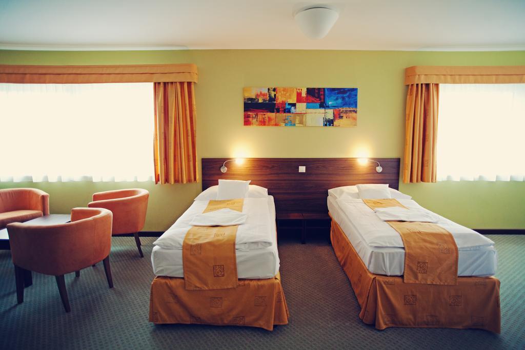 Hotel Active 普拉查蒂斯 外观 照片